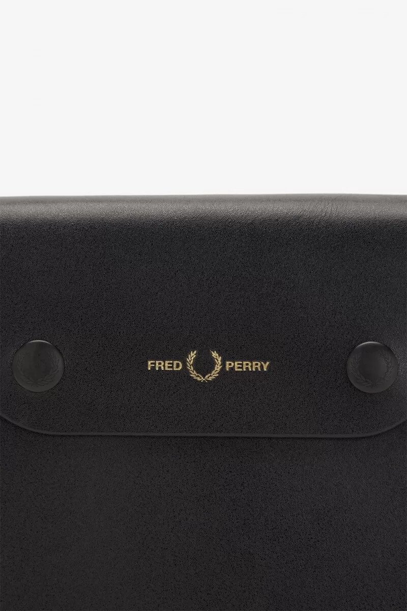 borse da uomo in pelle brunita fred perry nere