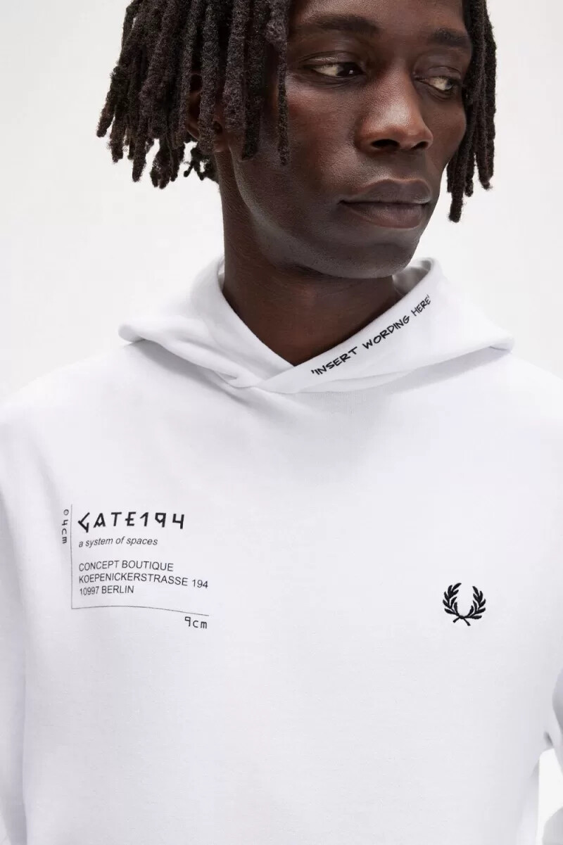 felpa con cappuccio stampata fred perry da uomo bianca