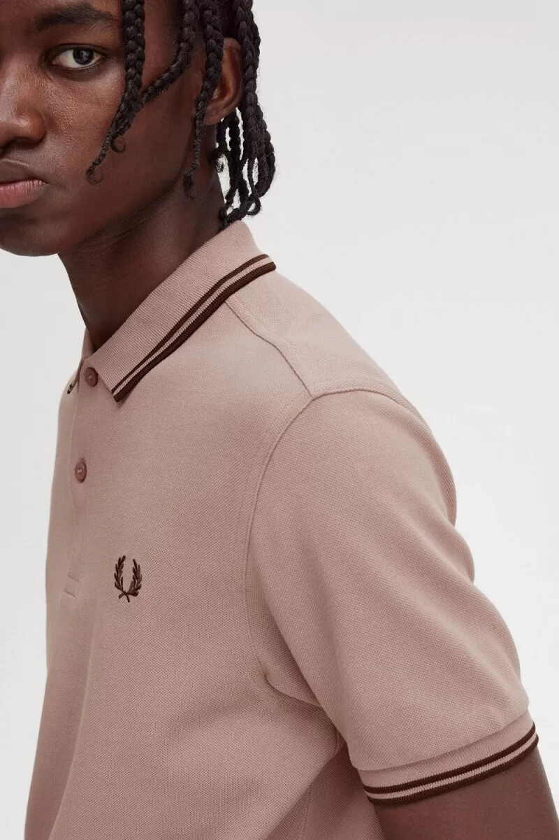 fred perry m3600 camicia da uomo rosa scuro tabacco bruciato