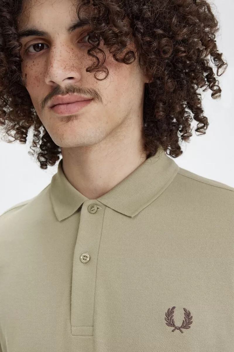 fred perry m6006 camicia da uomo grigio caldo rosso scuro