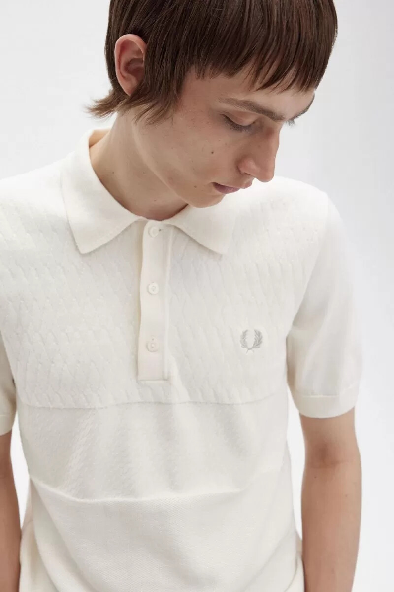 camicia da uomo in maglia con pannello tonale fred perry beige