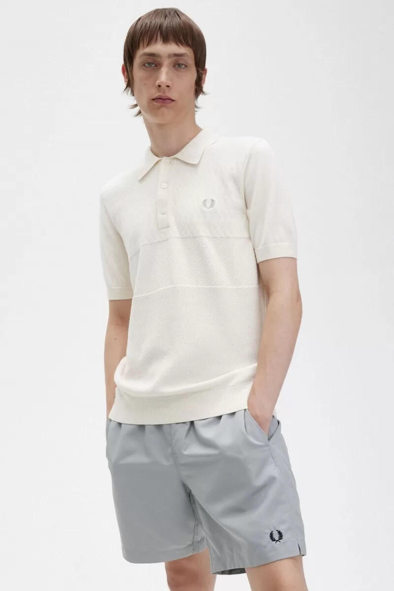 camicia da uomo in maglia con pannello tonale fred perry beige