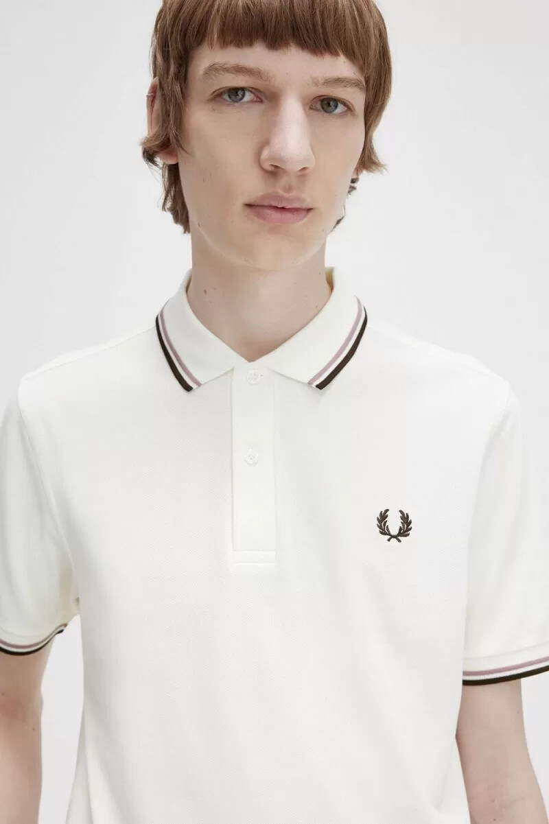 fred perry m3600 camicia da uomo bianco neve rosa intenso tabacco bruciato