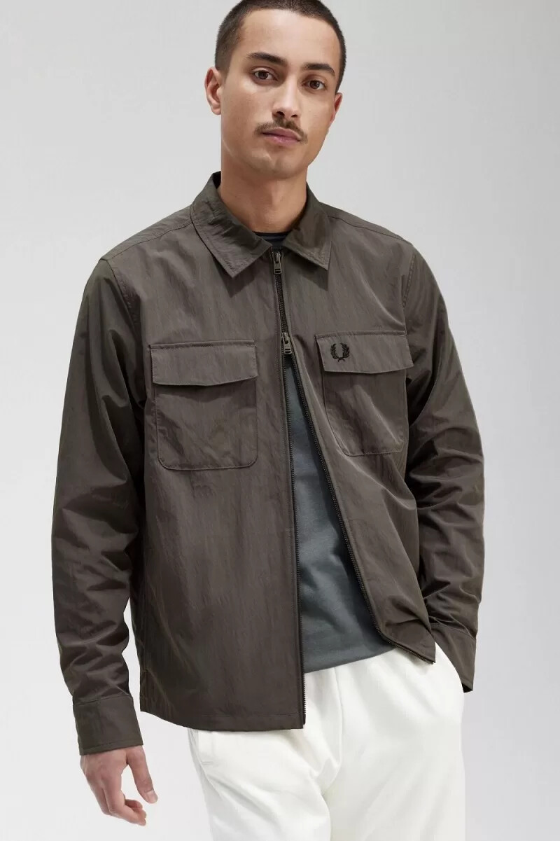 camicia leggera da uomo fred perry con zip colore verde campo