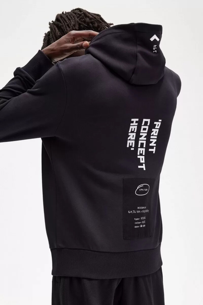 felpa con cappuccio stampata fred perry da uomo nera