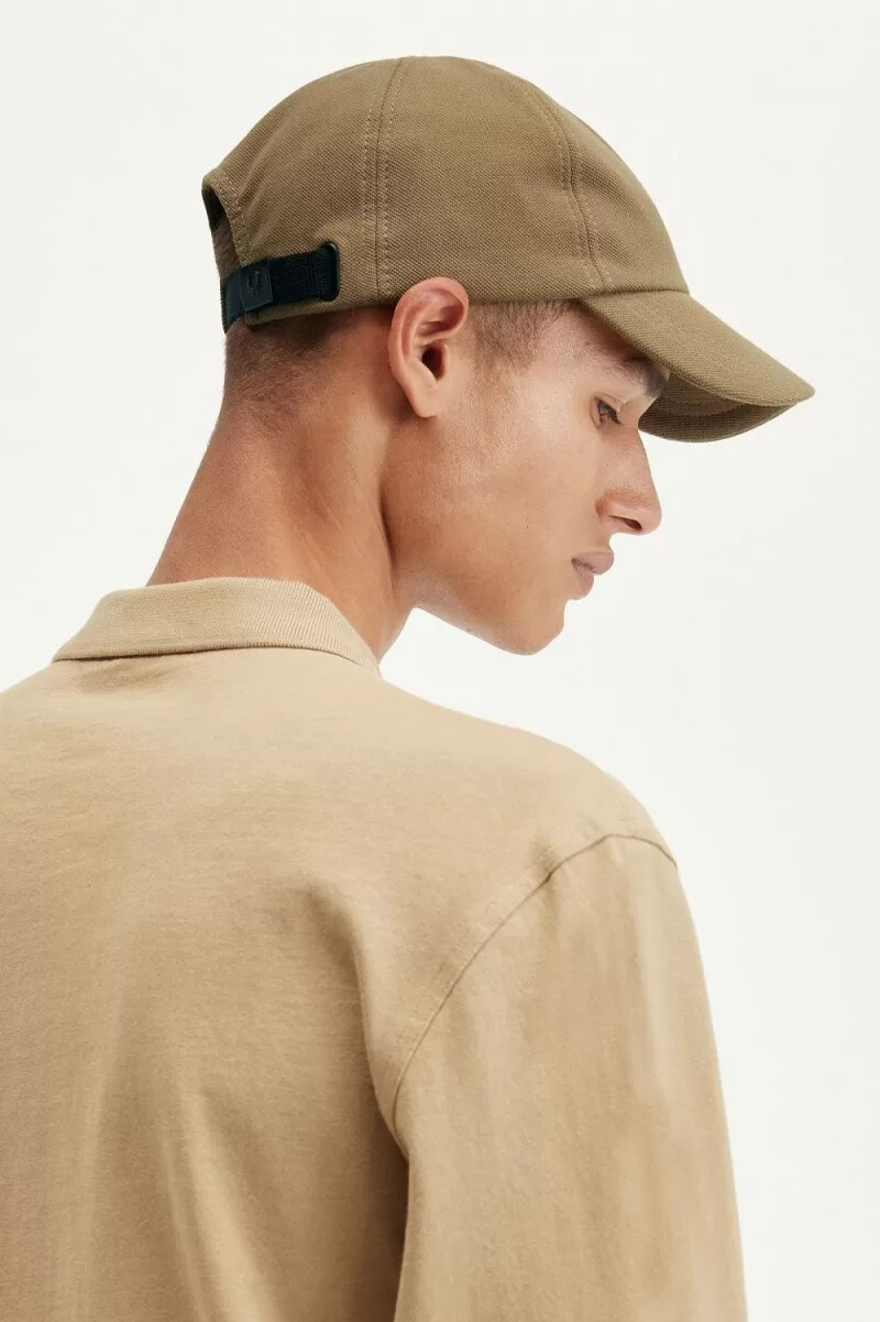 cappellini da uomo fred perry classic pique marrone beige