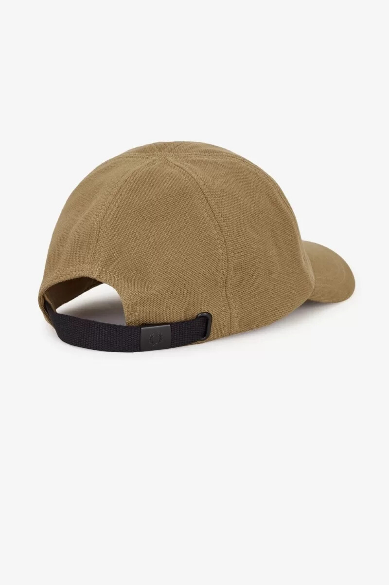 cappellini da uomo fred perry classic pique marrone beige