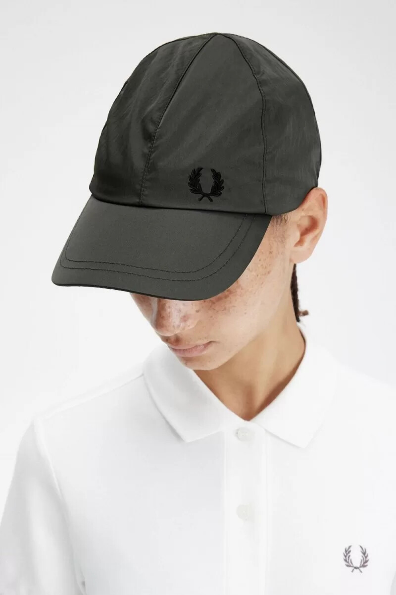 cappellini regolabili da uomo fred perry field green
