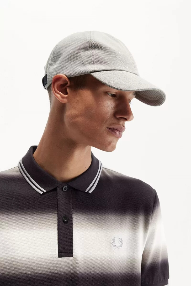 cappellini da uomo fred perry classic pique grigio nero