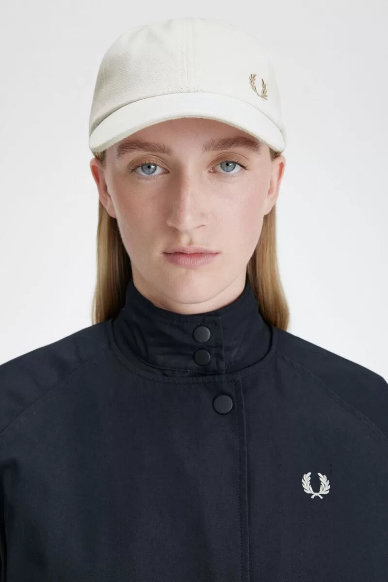 cappellini da uomo fred perry classic pique colore bianco neve e verde