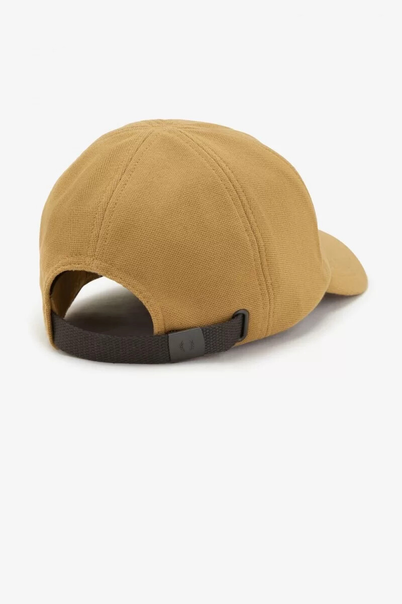 cappellini da uomo fred perry classic pique colore caffè scuro e nero