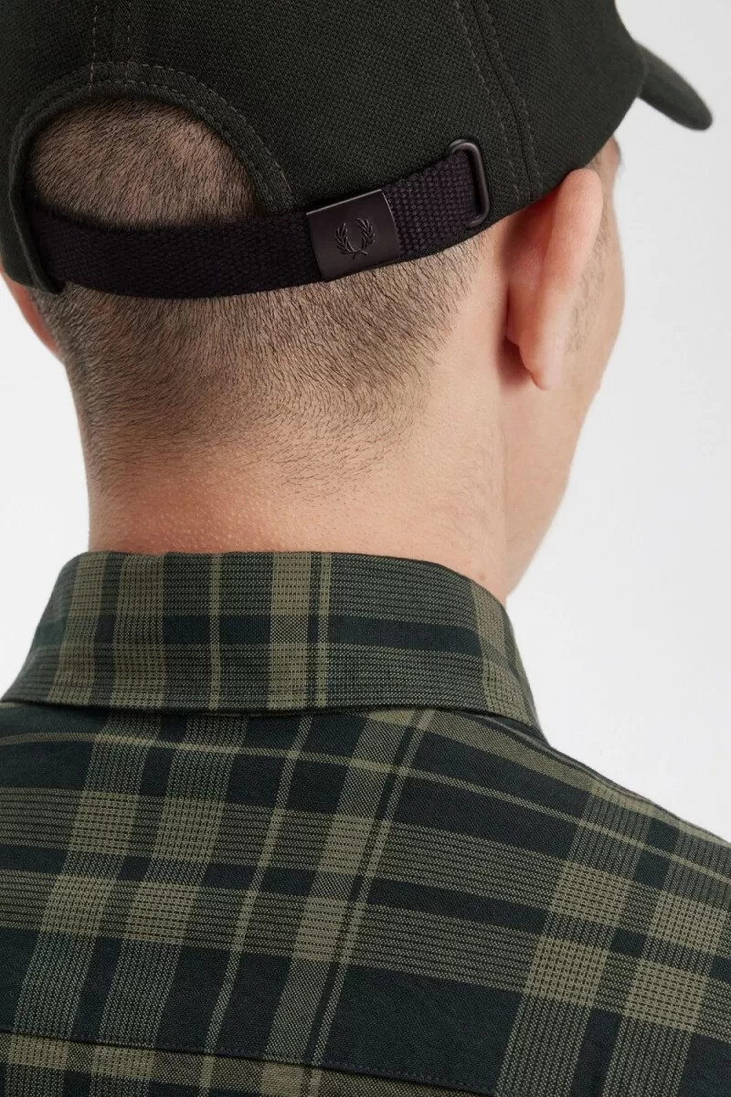 cappellini da uomo fred perry classic pique night green light rust