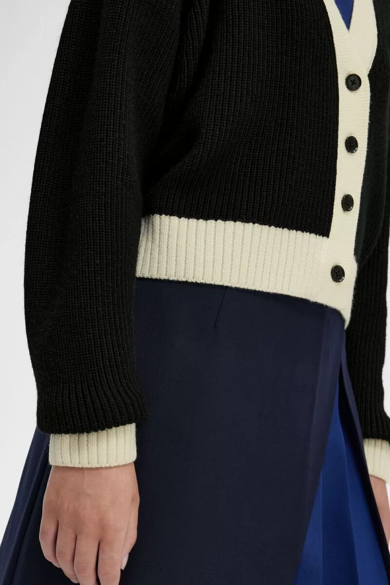 cardigan da donna con bottoni fred perry nero