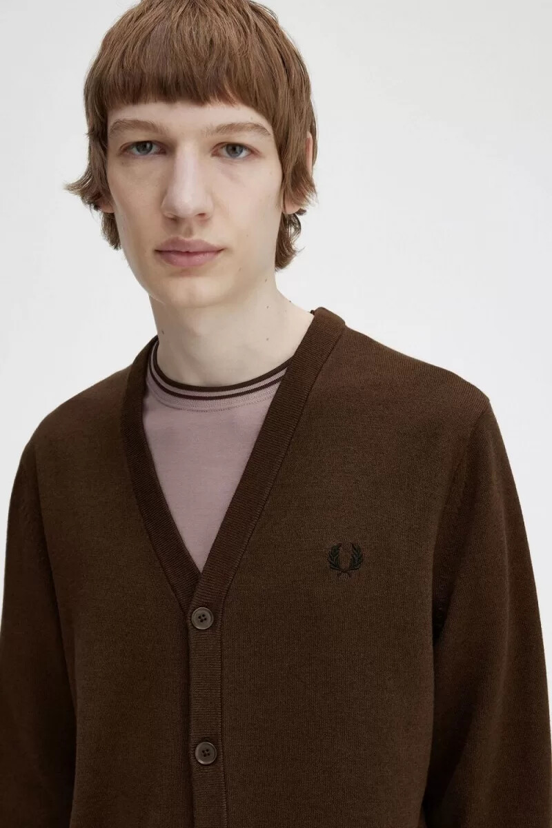 cardigan classico da uomo fred perry burnt tobacco