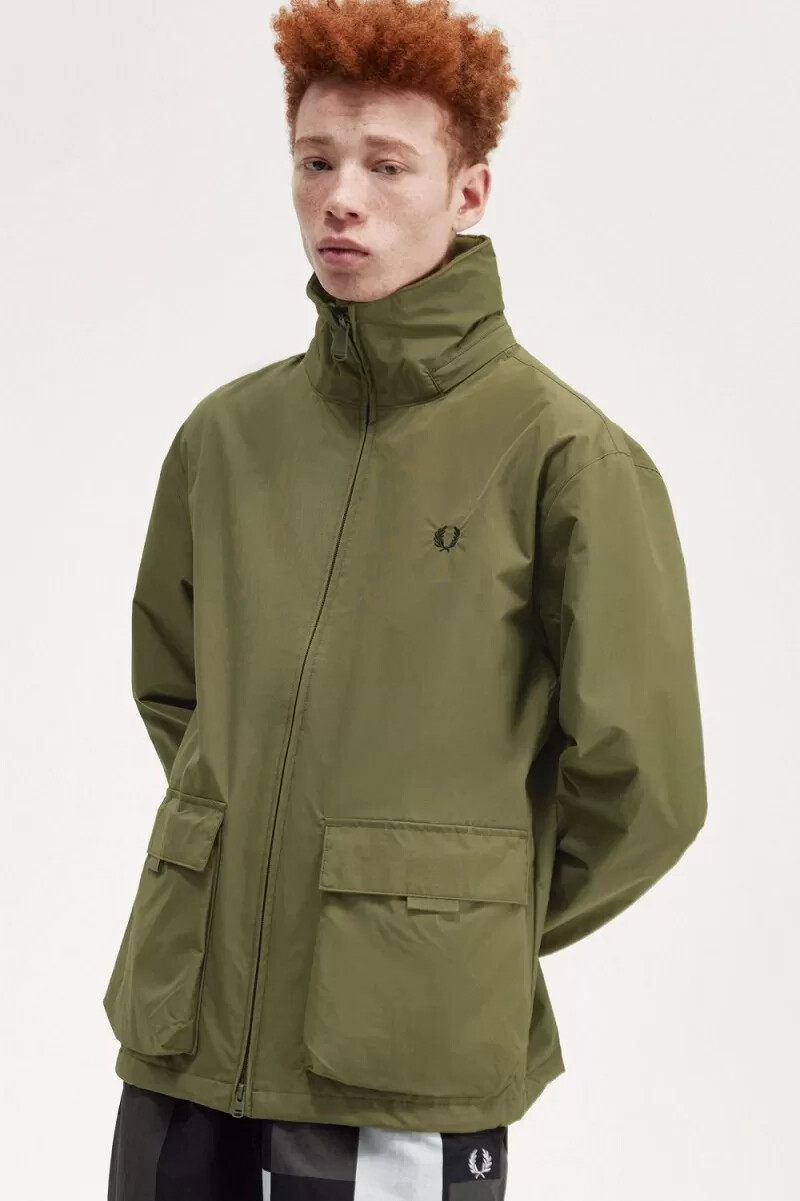 giacche da uomo fred perry patch pocket zip through uniform green