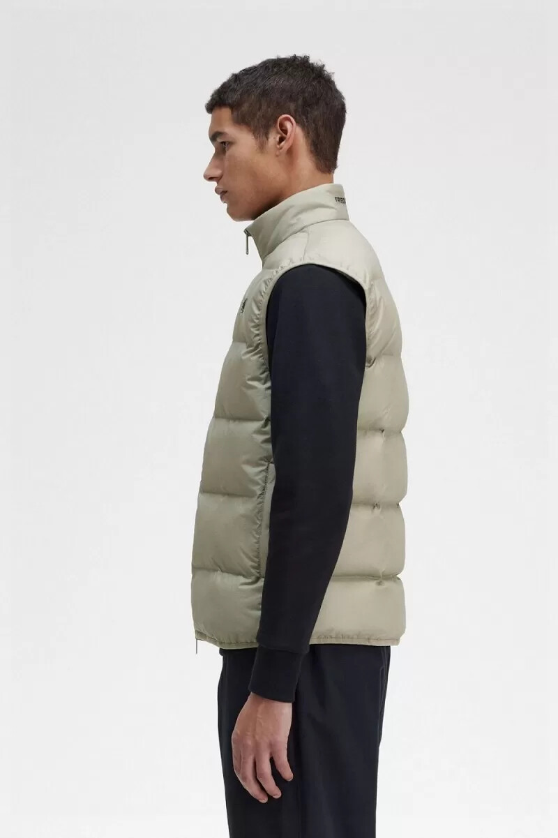 fred perry insulated mens vest menta