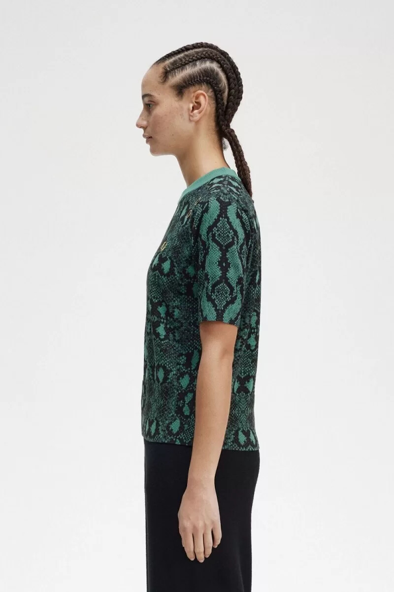 maglione da donna fred perry con stampa serpente colore menta intenso