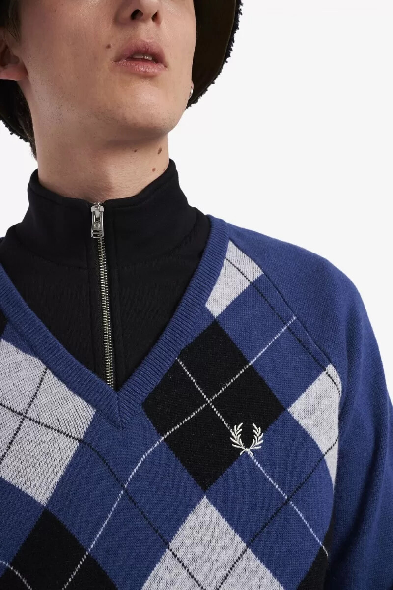 maglione da uomo fred perry lambswool argyle con scollo a v colore cobalto
