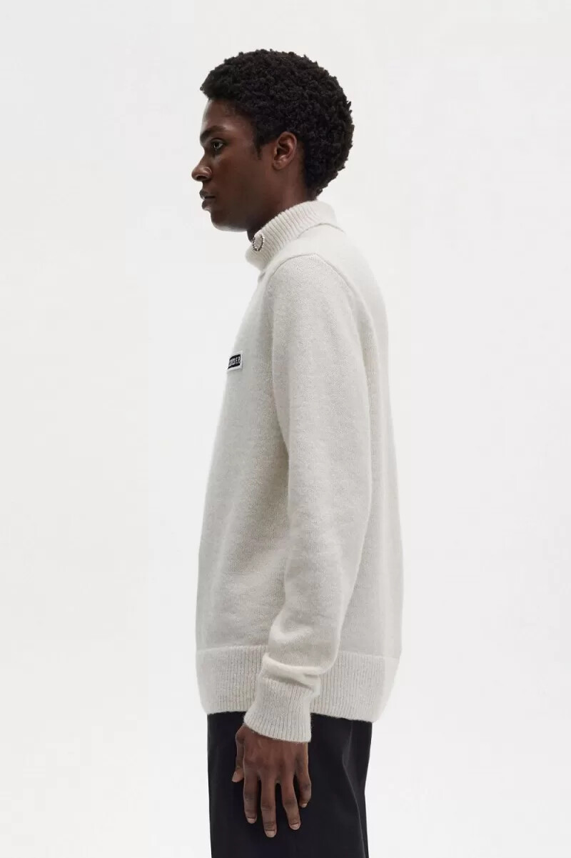maglione a collo alto da uomo fred perry beige