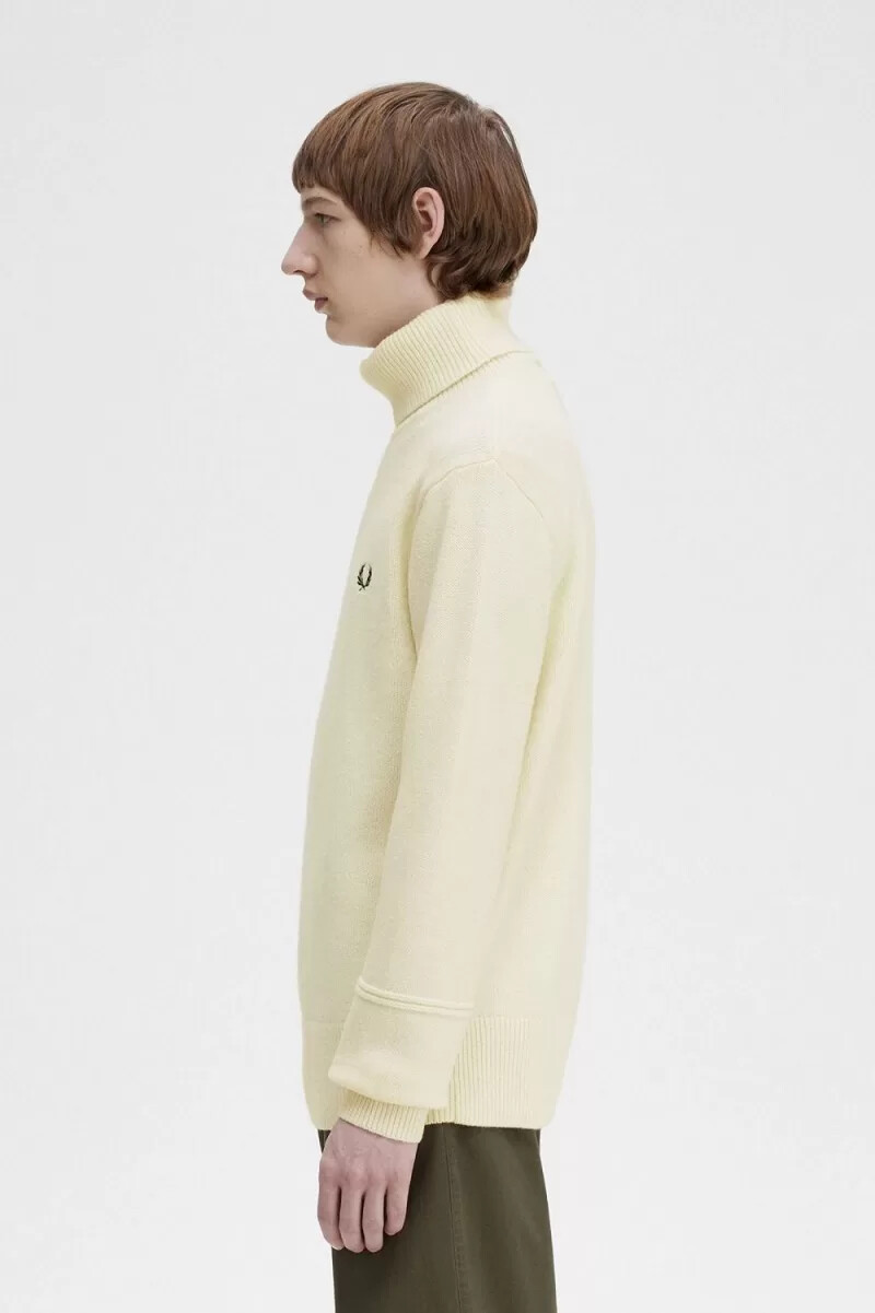 maglione a collo alto in maglia fred perry da uomo beige