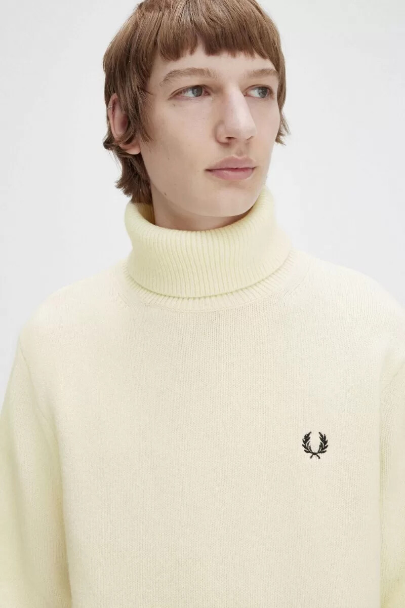 maglione a collo alto in maglia fred perry da uomo beige