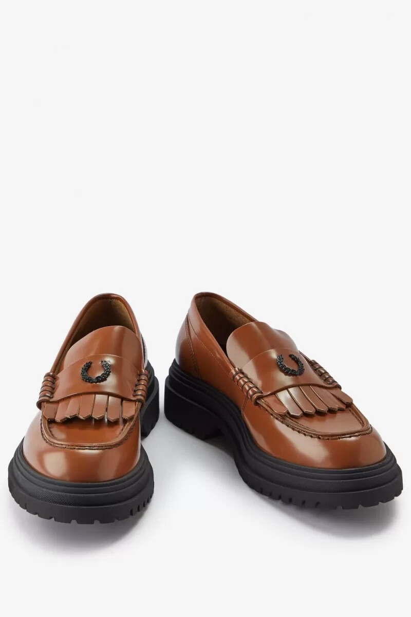 mocassini da donna in pelle fred perry color cuoio