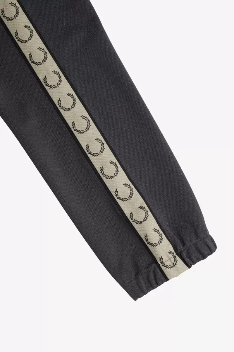 pantaloni da uomo fred perry contrast tape track anchor grey black