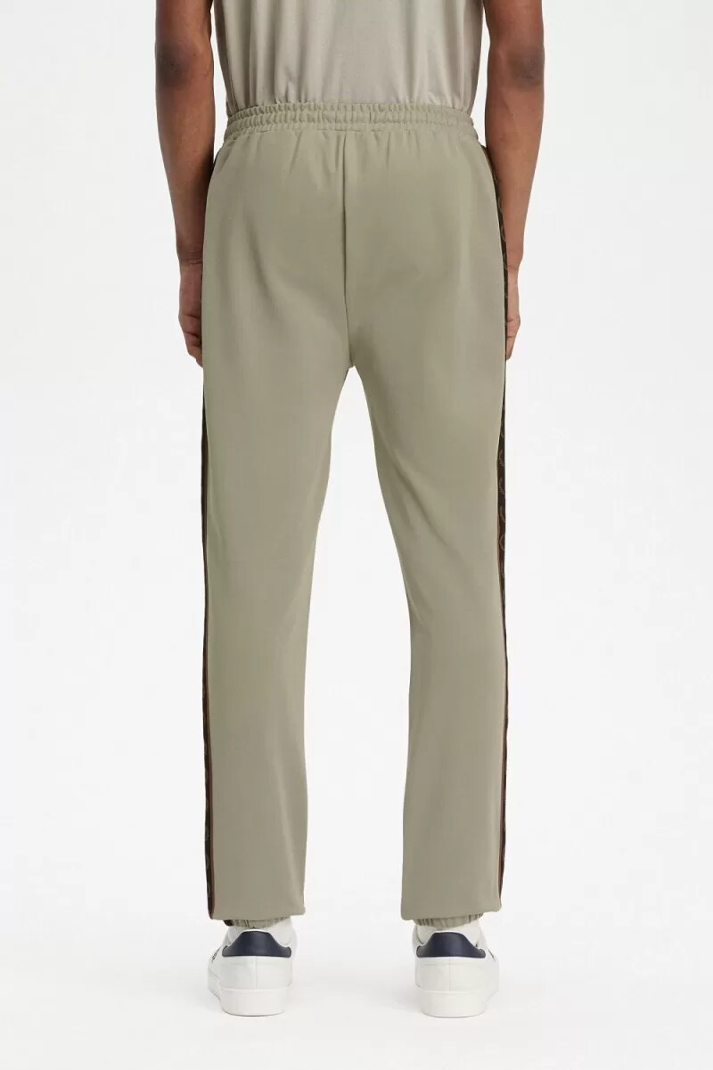 pantaloni da uomo fred perry contrast tape track grigio caldo rosso scuro