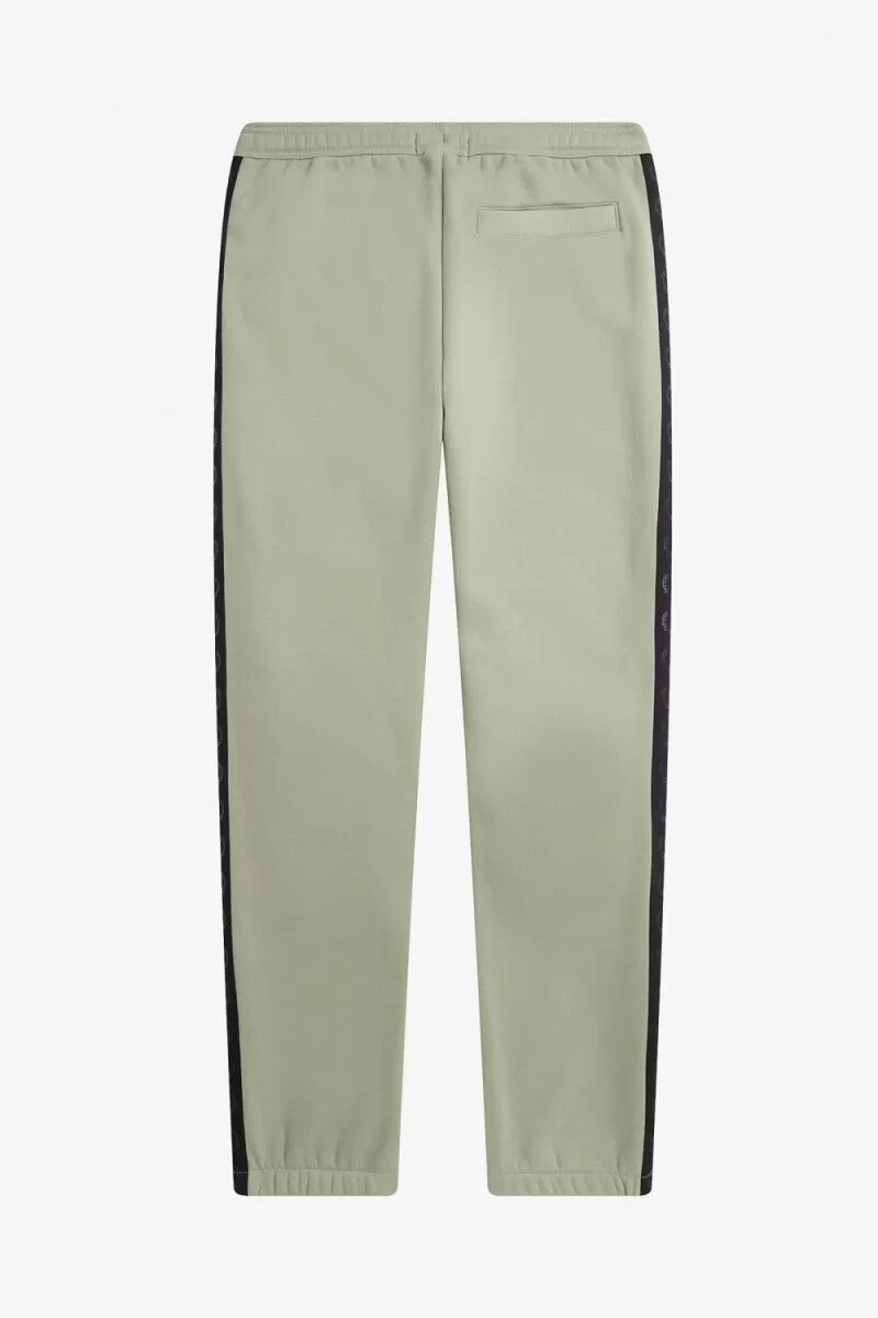 pantaloni da uomo in felpa con nastro in rilievo fred perry color menta