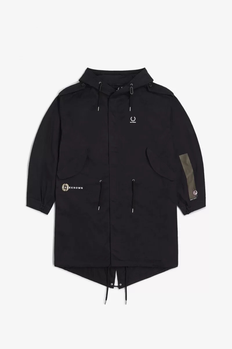 parka da uomo fred perry printed patch nero
