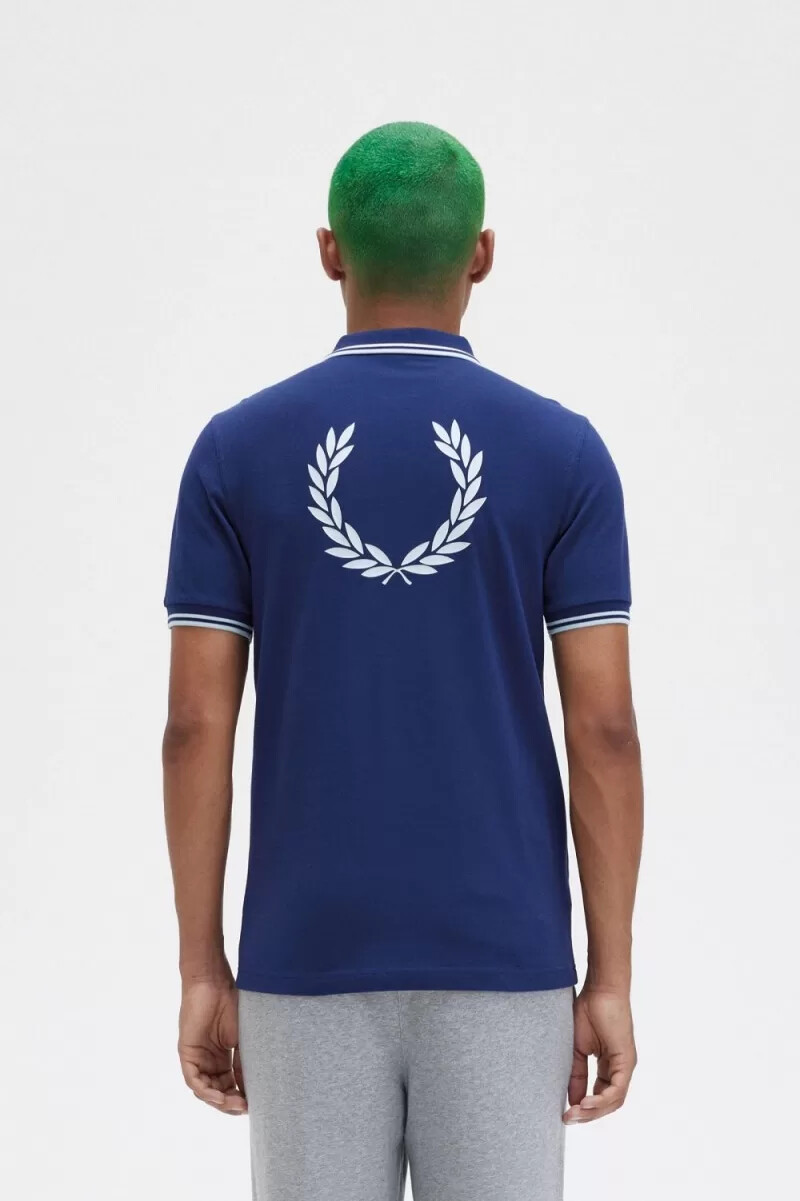 polo da uomo fred perry back graphic blu navy francese