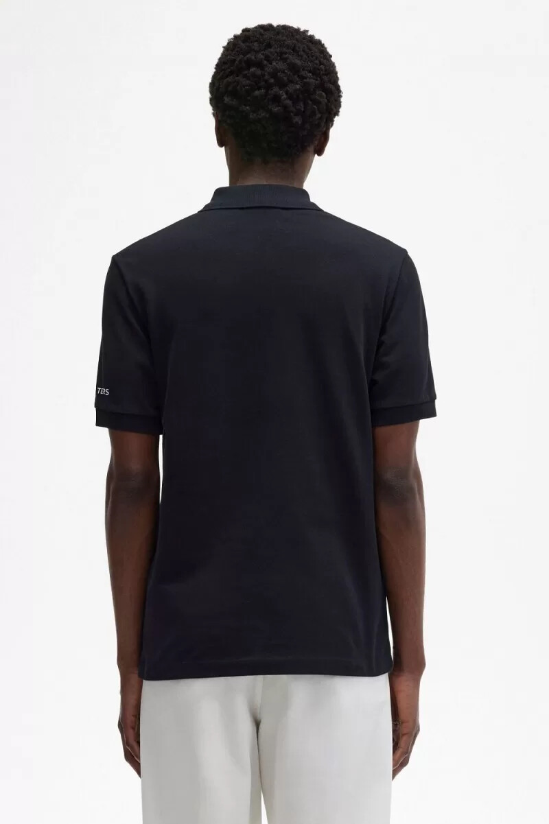 polo da uomo con maniche stampate fred perry nera