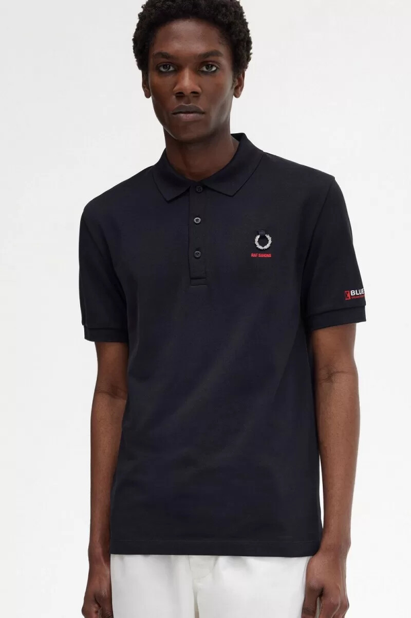 polo da uomo con maniche stampate fred perry nera