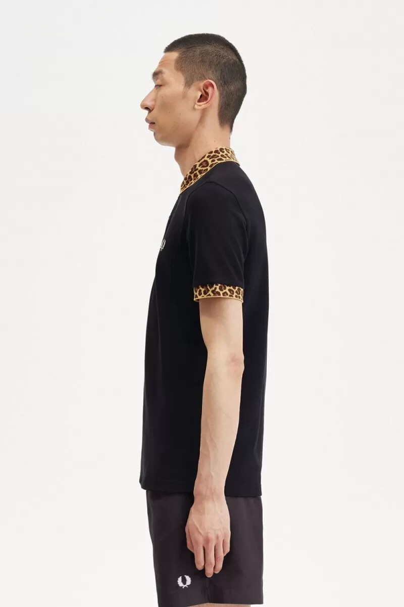 polo da uomo fred perry noongoons con stampa leopardata nera