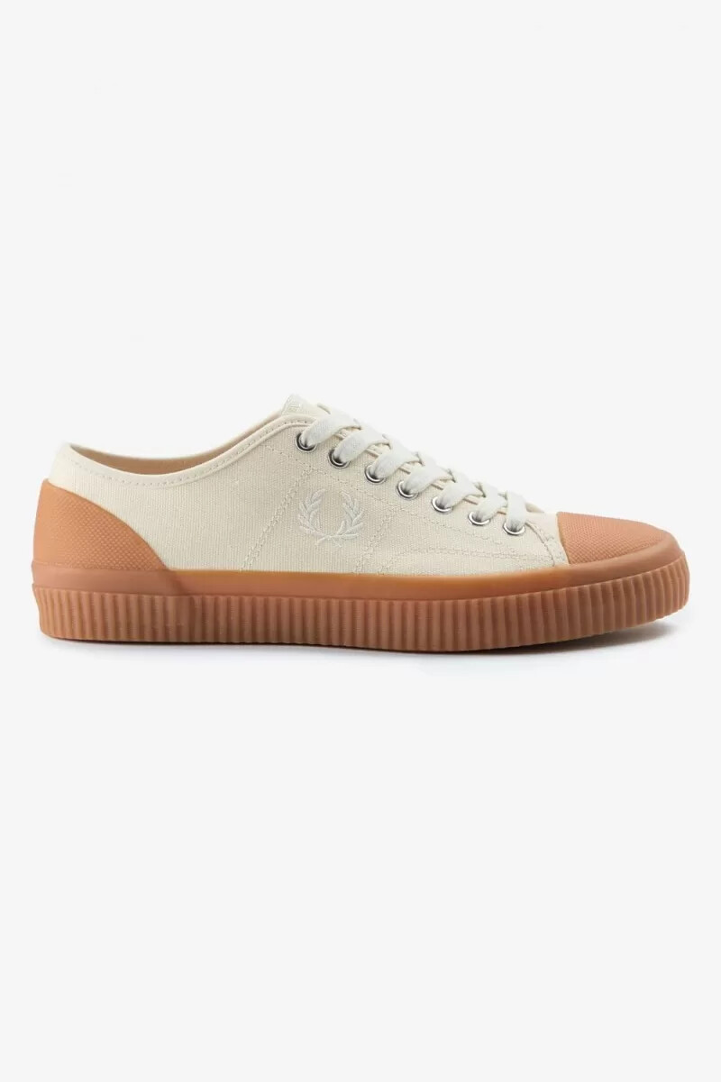 fred perry low hughes scarpe da ginnastica da donna beige beige chiaro