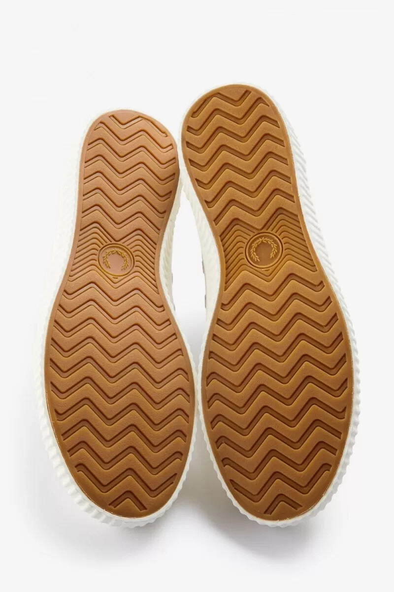 fred perry low hughes scarpe da ginnastica da uomo color avorio e beige chiaro