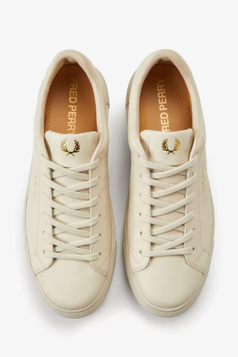 scarpe da tennis da uomo fred perry b71 color avena e oro