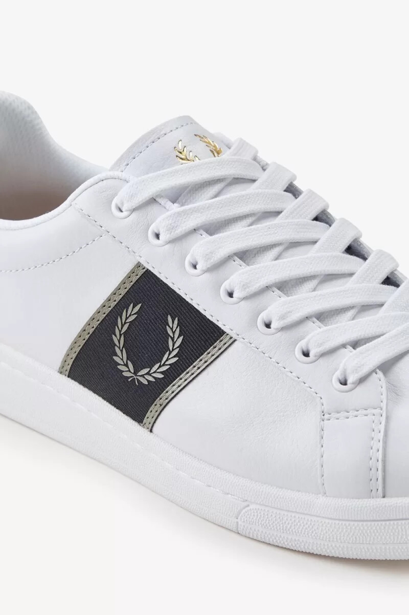 scarpe da tennis da uomo fred perry b721 bianche e grigio caldo