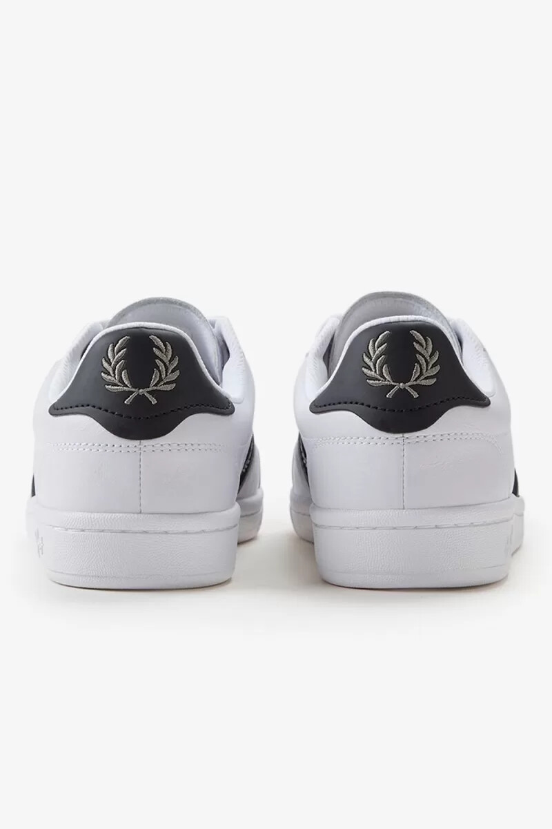 scarpe da tennis da uomo fred perry b721 bianche e grigio caldo