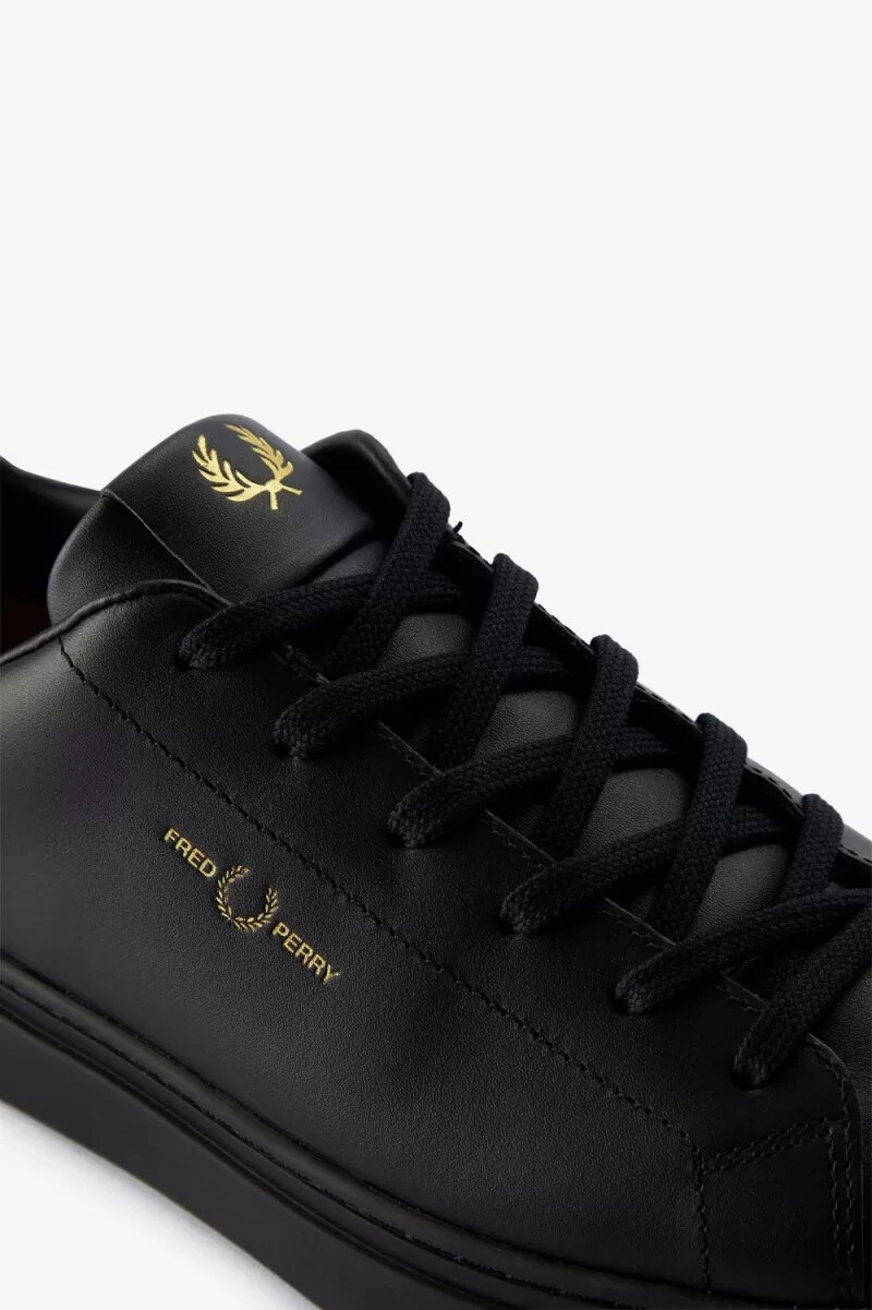 scarpe da tennis da uomo fred perry b71 nere e dorate
