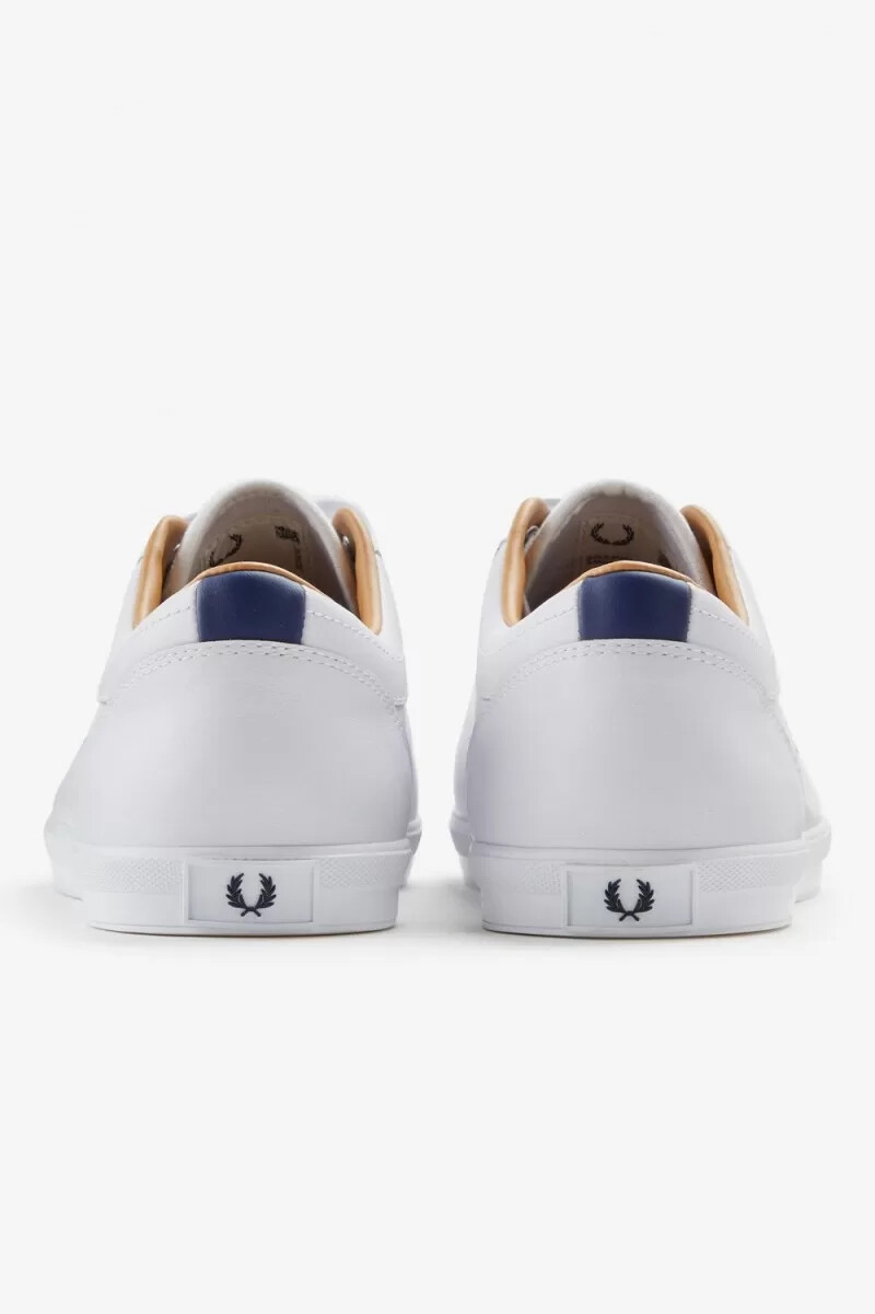 scarpe da tennis da uomo fred perry baseline bianche
