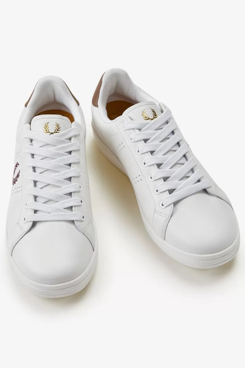 scarpe da tennis da uomo fred perry b721 color avorio e rosso scuro