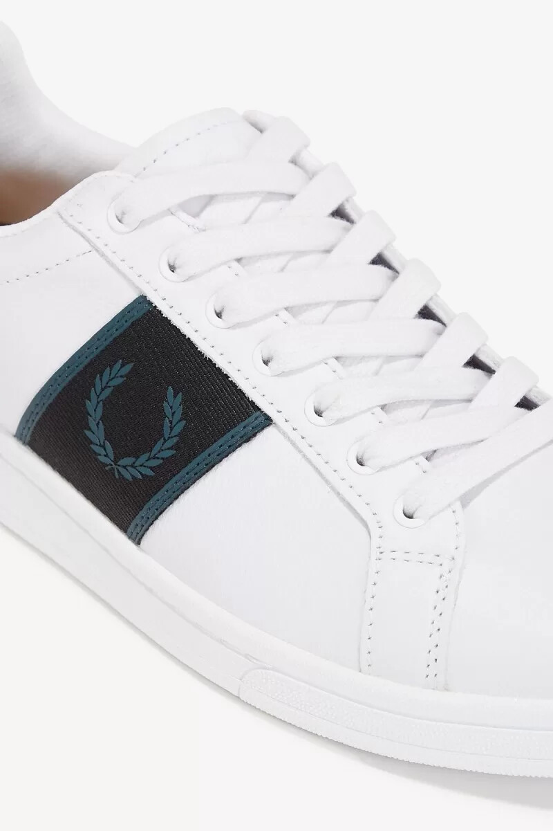 scarpe da tennis da uomo fred perry b721 bianche e blu petrolio