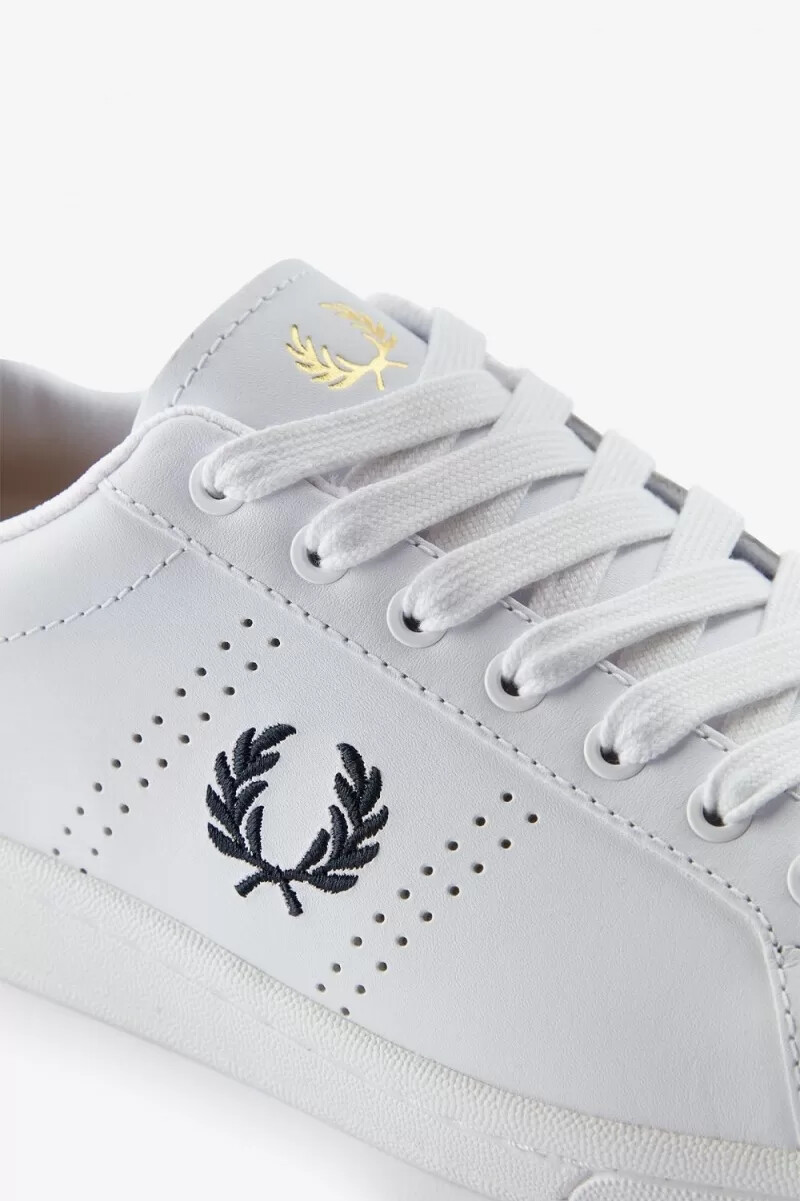 scarpe da tennis da uomo fred perry b721 bianche e blu navy
