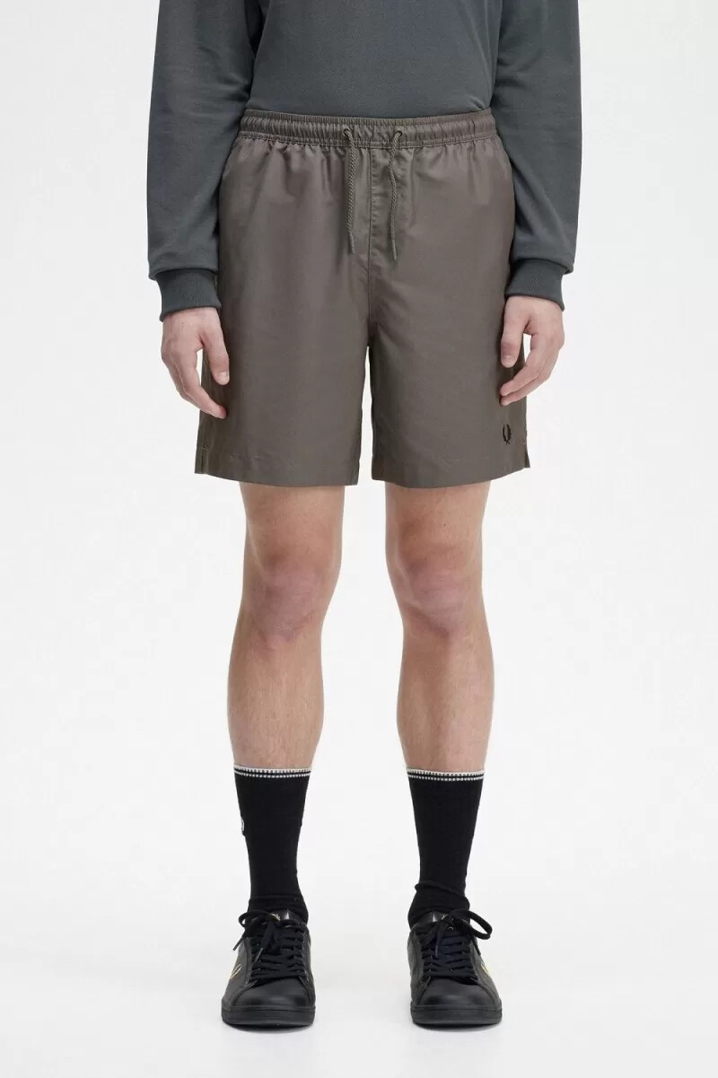 pantaloncini da bagno classici da uomo fred perry colore verde campo