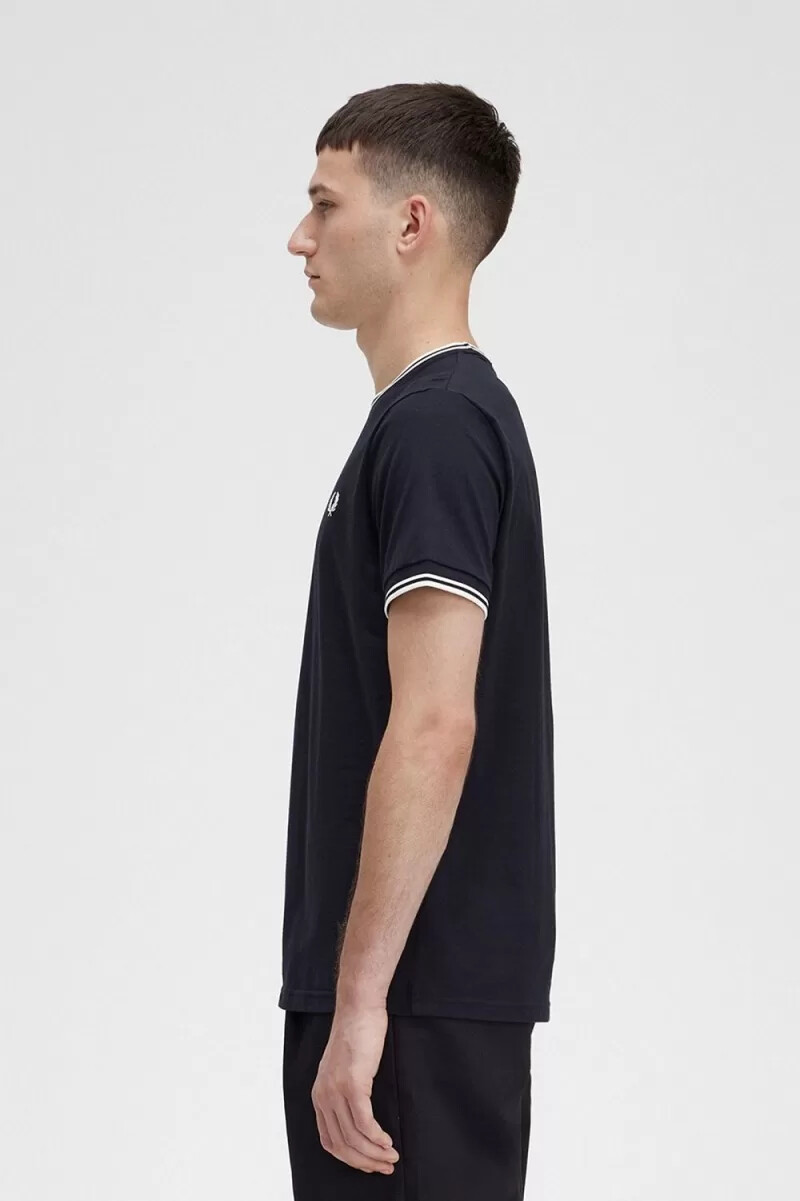 fred perry twin tipped t-shirt da uomo nera