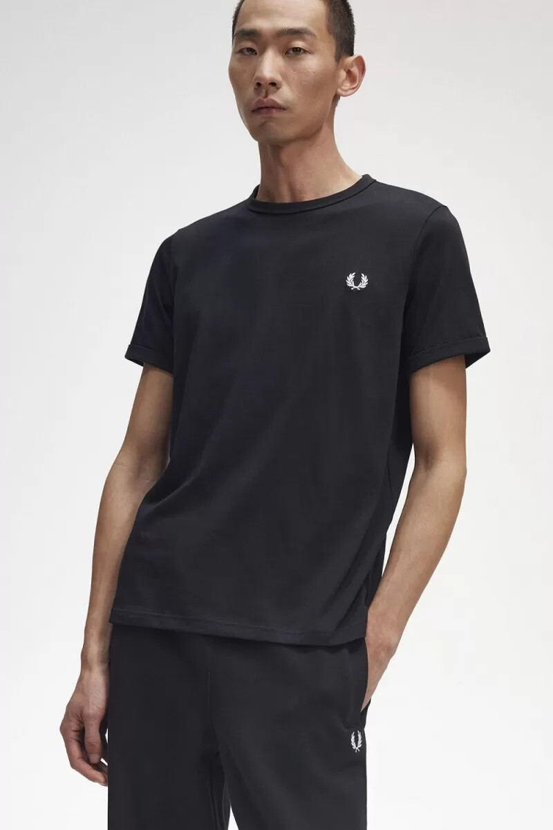 fred perry ringer t-shirt da uomo nera