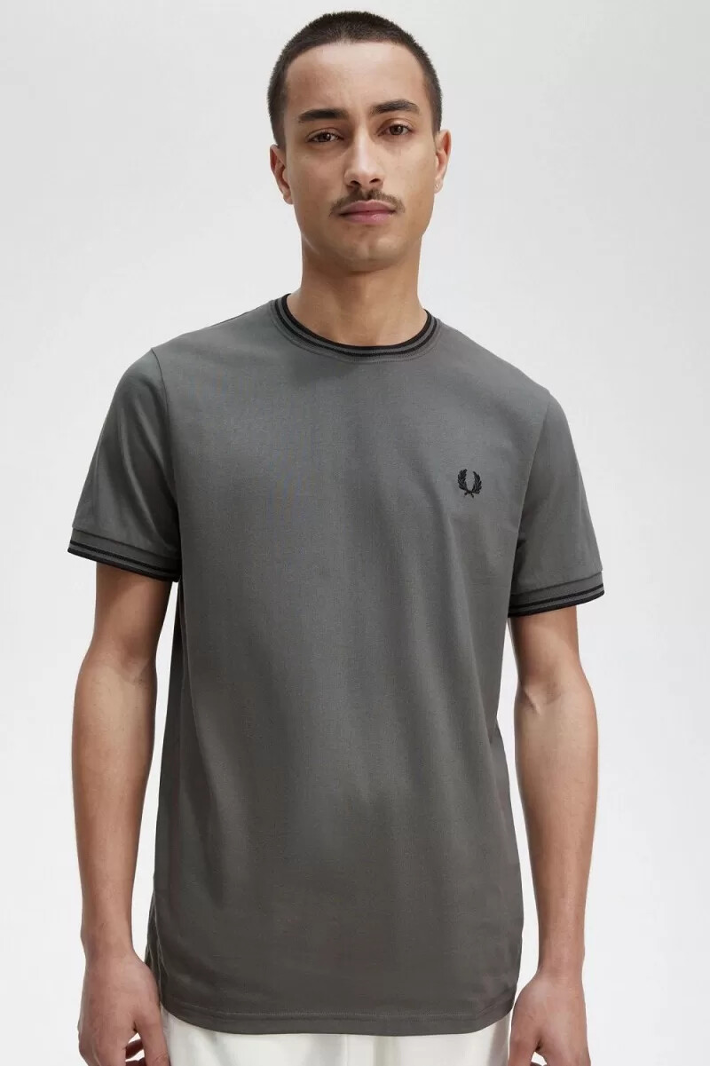 fred perry twin tipped t-shirt da uomo verde campo