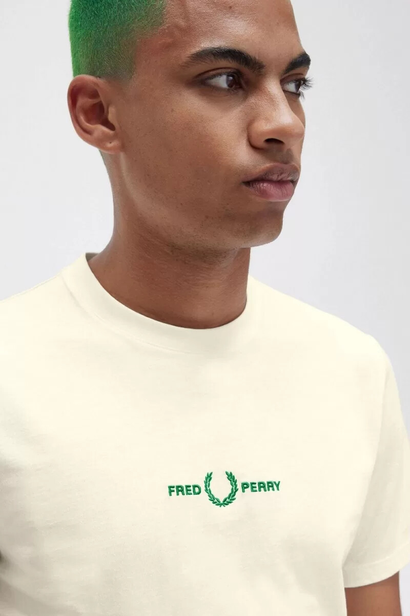 maglietta da uomo ricamata fred perry beige