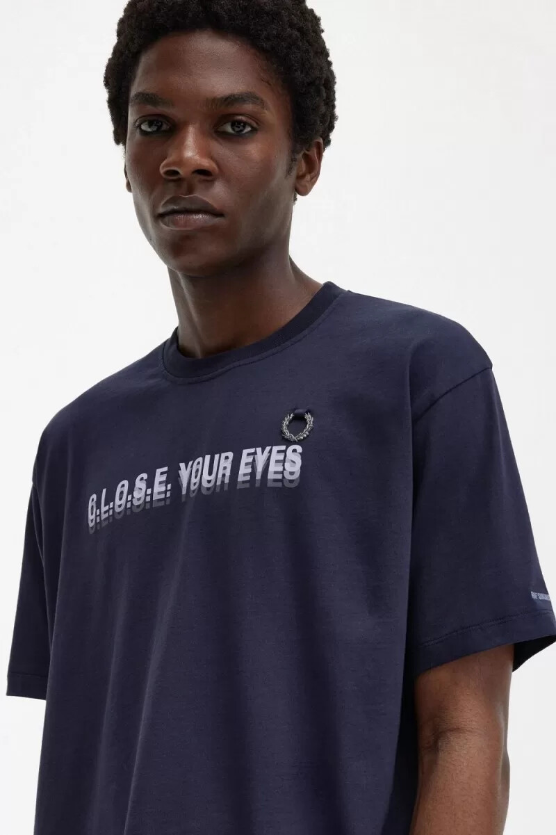 t-shirt da uomo stampata fred perry blu navy